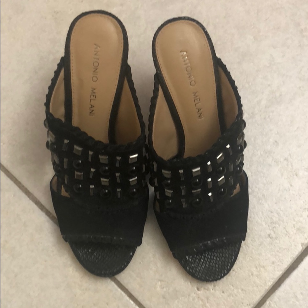 Antonio Melani black heels size 7